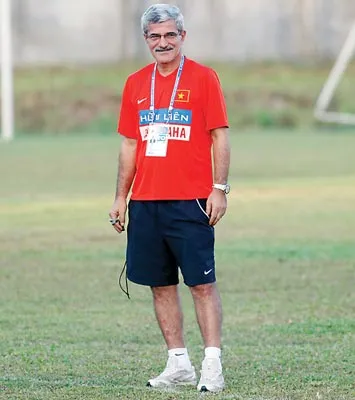 Hợp đồng giữa VFF và HLV Calisto: Ký kết trong ngày mai