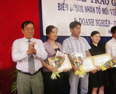 Báo SGGP: Đoạt giải A và C giải báo chí viết về nhân tố mới