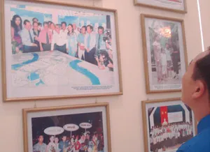 Sáng nay, tại Thừa Thiên - Huế: Khai mạc triển lãm " Hà Nội - Huế - Sài Gòn là cây một cội là con một nhà"