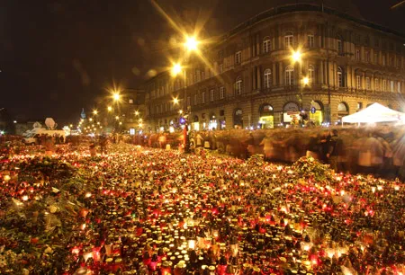 Ba Lan: Lễ an táng Tổng thống Lech Kaczynski vào ngày 17-4