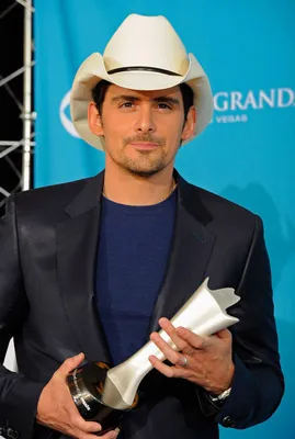 Brad Paisley - giải Giọng ca nam xuất sắc nhất