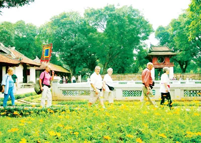 Kích cầu du lịch 2010: Nhiều nút rối cần tháo gỡ