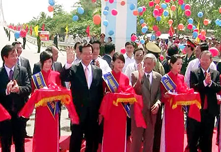 Khánh thành cầu Cần Thơ-cây cầu lớn cuối cùng nối liền mạch quốc lộ 1A