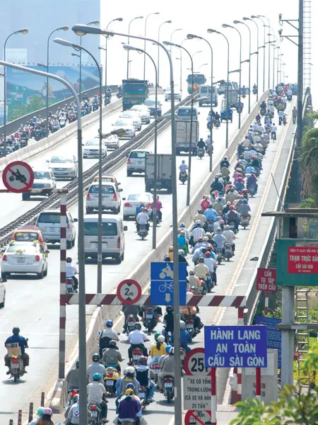 Tiếp tục đại tu cầu Sài Gòn