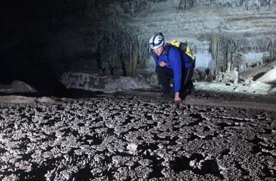 Inside Thien Duong Cave (Photo: SGGP)