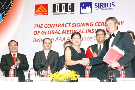 Bảo hiểm y tế toàn cầu: Sản phẩm chăm sóc sức khỏe cao cấp ảnh 1