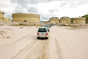 Kho Xăng dầu Ngoại quan Vân Phong và dự án tổ hợp Lọc hóa dầu Nam Vân Phong.