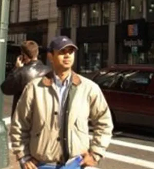 Bắt một nghi can đánh bom ở quảng trường Thời Đại