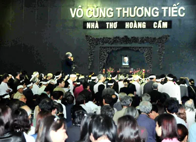 Tiễn đưa thi sỹ Hoàng Cầm: Sông Đuống nghiêng nghiêng đưa thơ anh về biển lớn