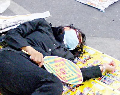 Ai mang nụ cười ra khỏi đất nước Chùa Vàng? - Bài 2: Bangkok vắng vẻ nhưng không bình yên