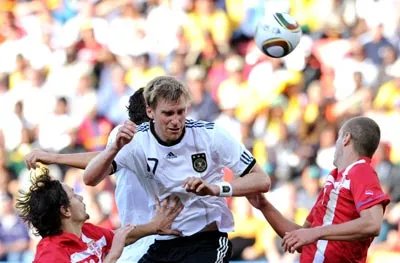 Đức - Serbia 0-1: Bất ngờ Đông Âu! ảnh 2