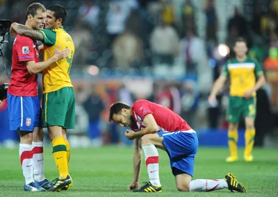 Serbia - Australia 1 - 2: Serbia bất ngờ bị loại ảnh 2