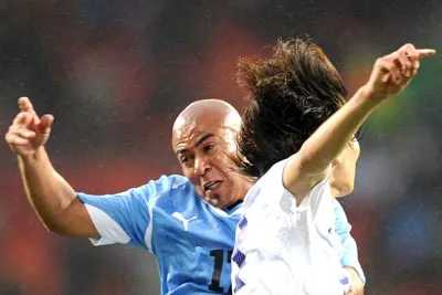 Uruguay - Hàn Quốc (2 - 1): Người hùng Suarez! ảnh 2