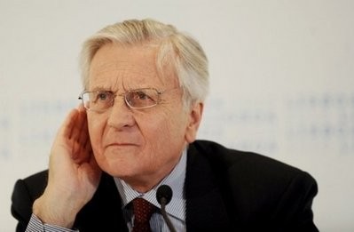 ECB president Jean-Claude Trichet has called in an interview for a eurozone fiscal union to monitor public finances, saying France, Germany and Italy had set very bad examples. AFP file