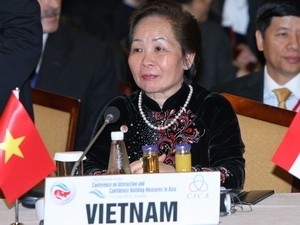 Vice President Nguyen Thi Doan at the conference