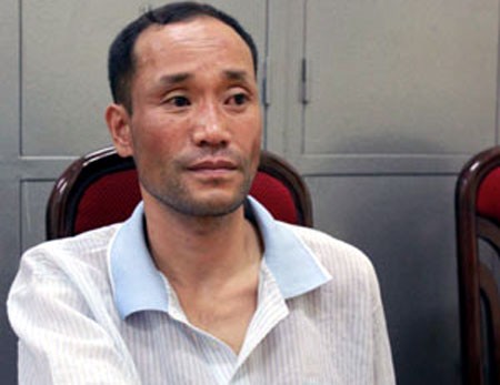 Lee Hwangyu at the Cau Giay District Police station in Hanoi