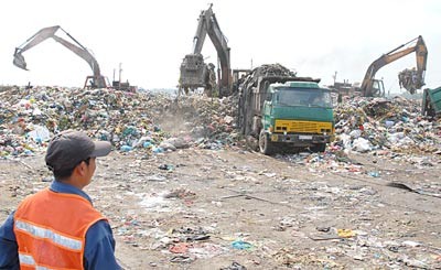 A dump site at the Phuoc Hiep Waste Treatment Complex in HCMC’s district Cu Chi (Photo: SGGP)