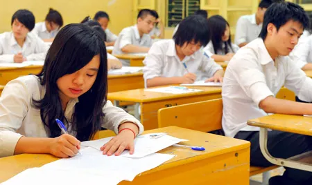 Trong phòng thi chiều 3-6 tại Hội đồng thi Trần Nhân Tông (Hà Nội).