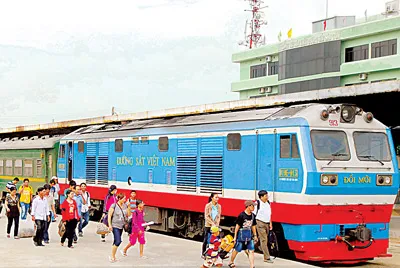 Có đường sắt cao tốc, đi từ TPHCM ra Hà Nội chỉ mất 5 giờ so với hơn 30 giờ hiện nay.