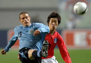 Uruguay - Hàn Quốc: Khó cho người Hàn