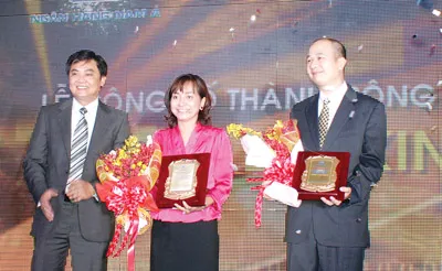 Tổng Giám đốc Nam A Bank Trần Anh Tuấn tri ân các đối tác Oracle, HP.
