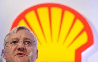 Peter Voser, chief executive of Royal Dutch Shell, speaks during a press conference in London in March 2010.