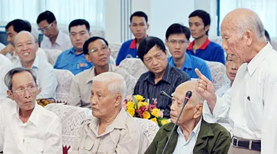 Đồng chí Lâm Tư Quang phát biểu tại tọa đàm về cố Tổng Bí thư Nguyễn Văn Linh. Ảnh: Việt Dũng