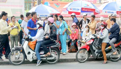 Tuyển sinh ĐH-CĐ đợt 1-2010: Hơn 700.000 thí sinh nhận phòng thi