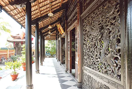 Một góc làng cổ.