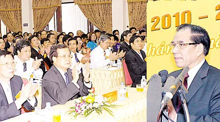 Tổng Bí thư Nông Đức Mạnh: Hoàn Kiếm phải xứng đáng là quận trung tâm của thủ đô ngàn năm văn hiến