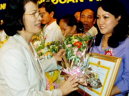 Cán bộ công đoàn phải có bản lĩnh để bảo vệ NLĐ