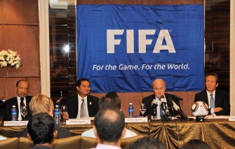 FIFA president Sepp Blatter (2nd R) addresses a press conference along with Zainudin Nordin (2nd L) the president of the Football Association of Singapore, Chung Mong-Joon (R) FIFA Organising Committee chairman and Mohamed Bin Hammam (L), president of the Asian Football Confederation (AFC) on August 11, 2010 prior to the opening match of the Singapore 2010 Youth Olympic Games (YOG) football match in Singapore. AFP