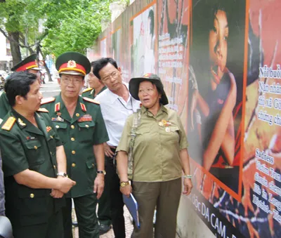 Triển lãm ảnh về nạn nhân chất độc da cam