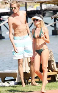 Đến lượt Crouch “phạm tội”