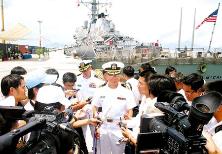 Tàu Hải quân Hoa Kỳ cập cảng Tiên Sa, Đà Nẵng