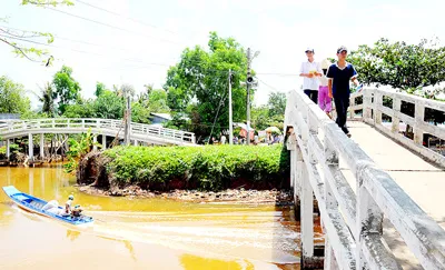 Ngày mới ở vùng đất cũ