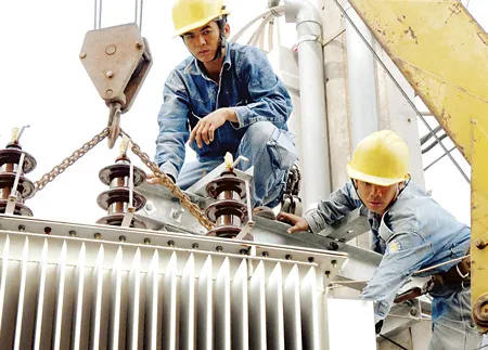 Về đề nghị tăng giá điện của VEA: Quá sức chịu đựng!