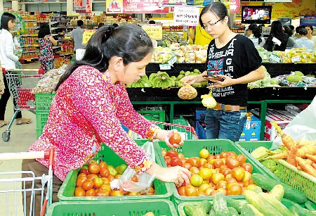 Để hàng hóa tăng giá đột biến, lãnh đạo quận, huyện phải chịu trách nhiệm