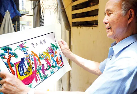 Nhà nghiên cứu tranh dân gian Phan Ngọc Khuê với bức tranh “Cóc kiện trời” trong dòng tranh cổ Hàng Trống.