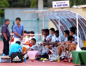 Nam Định sau cú sốc xuống hạng: Tương lai về đâu ?