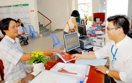“Gieo” cán bộ trẻ về cơ sở