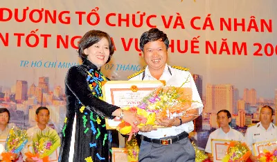Tuyên dương hơn 1.100 doanh nghiệp nộp thuế tốt