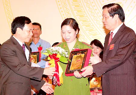 Biểu dương 88 điển hình phòng chống tham nhũng