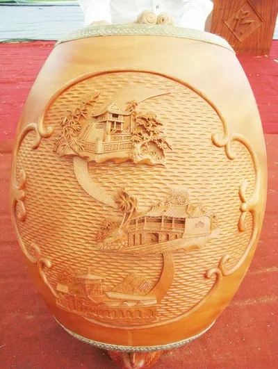 Bộ linh phẩm gỗ “Hồn thiêng sông núi” dâng đại lễ 1.000 năm Thăng Long