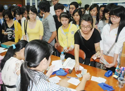 Công bố điểm chuẩn nguyện vọng 2: Nhóm ngành kinh tế điểm cao