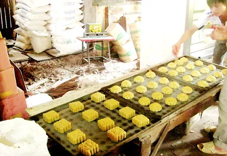 Bánh Trung thu -  Chưa hết hạn đã... mốc