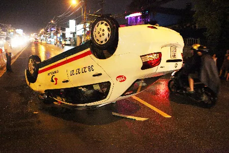 Quảng Bình: 3 vụ tai nạn 8 người tử vong