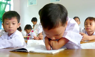 Nét chữ không được viết từ bàn tay