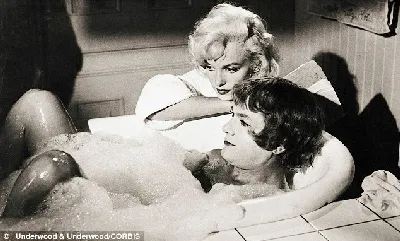 Tony và Marylin Monroe trong bộ phim Some Like it hot