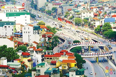 Hệ thống giao thông ở thủ đô Hà Nội ngày càng phát triển. Ảnh: HỒNG VĨNH